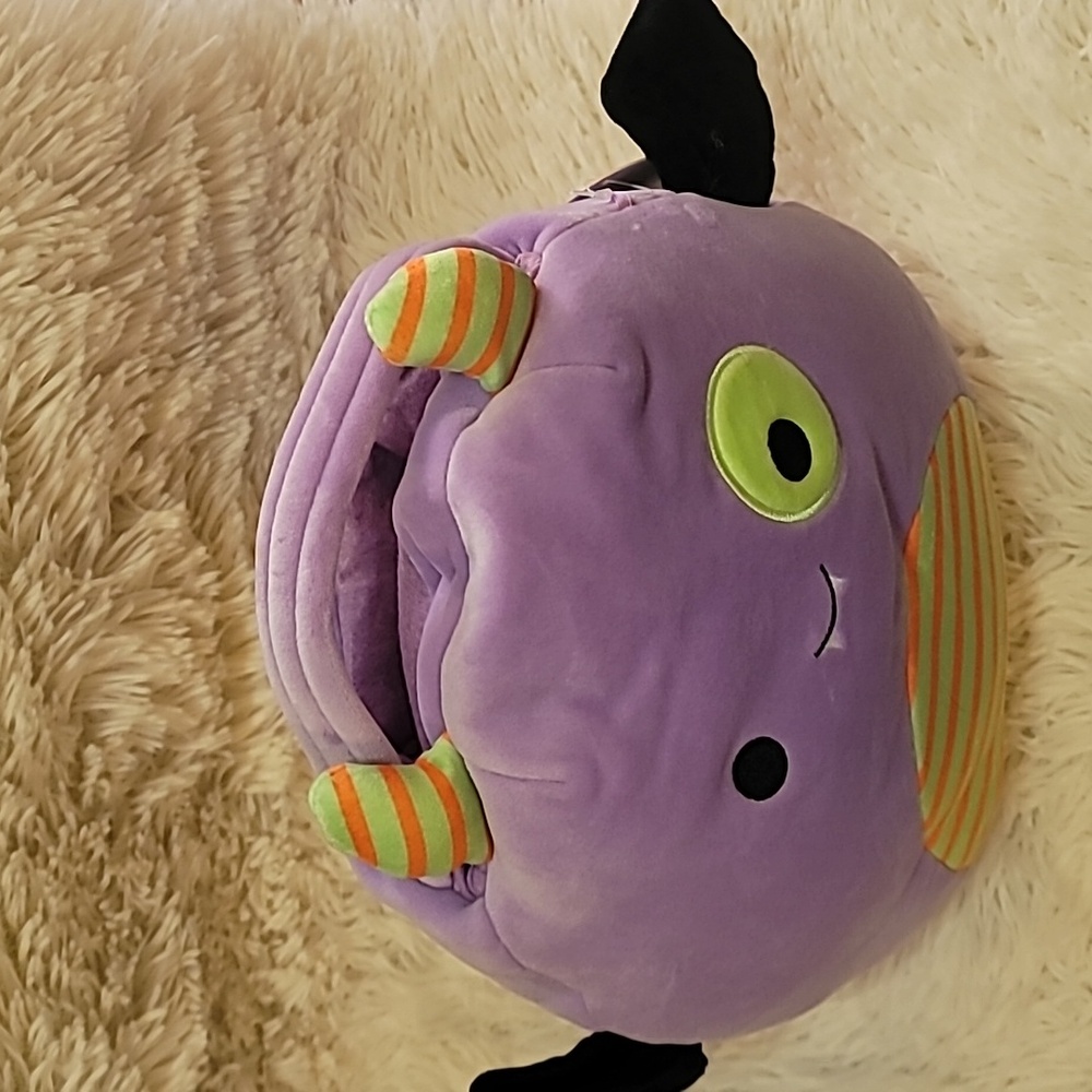 Squishmellow Monster treat bag, treat pail, Halloween, Kids - Picture 2 of 5